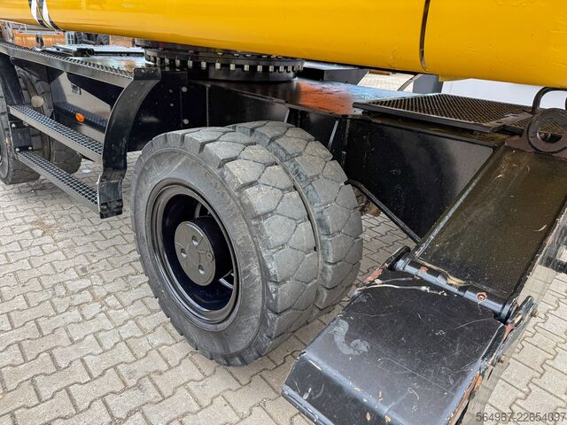 Umschlagbagger Caterpillar CAT MH3026-06C Umschlagbagger Kamera ZSA
