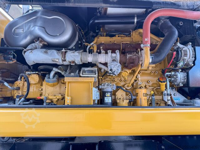 Materialhanterare Caterpillar CAT MH3026-06C Umschlagbagger Kamera ZSA