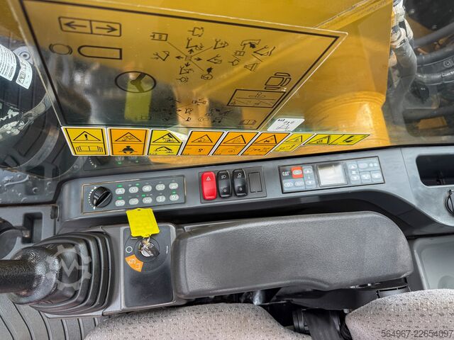 Materialhanterare Caterpillar CAT MH3026-06C Umschlagbagger Kamera ZSA