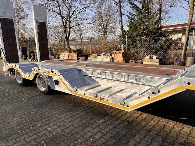 Remolque de plataforma baja Möslein T 4 VB H1 R  neuer 4 Achs Tieflader + Radmulden
