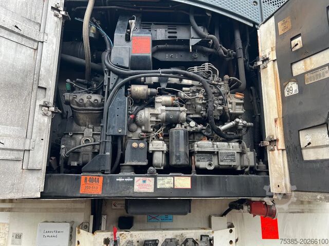 Gekoeld/bevroren transport Schmitz Cargobull Thermo King 400 Laadlift 270 cm