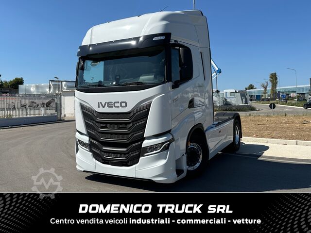 τυποποιημένος ελκυστήρας Iveco S-Way 500 Full-Air ADR Model Year 2024