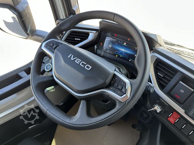 τυποποιημένος ελκυστήρας Iveco S-Way 500 Full-Air ADR Model Year 2024