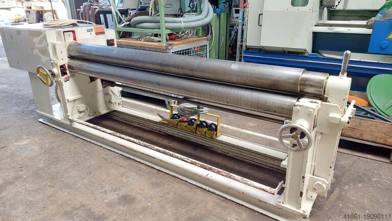 Gemotoriseerde drie-rollenbuigmachine SCHÄFER SRMASY 2000 x 2.5