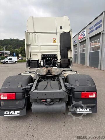 Tractor estándar DAF XF SUPER SPACE CAB ZF INTARDER, different locat...