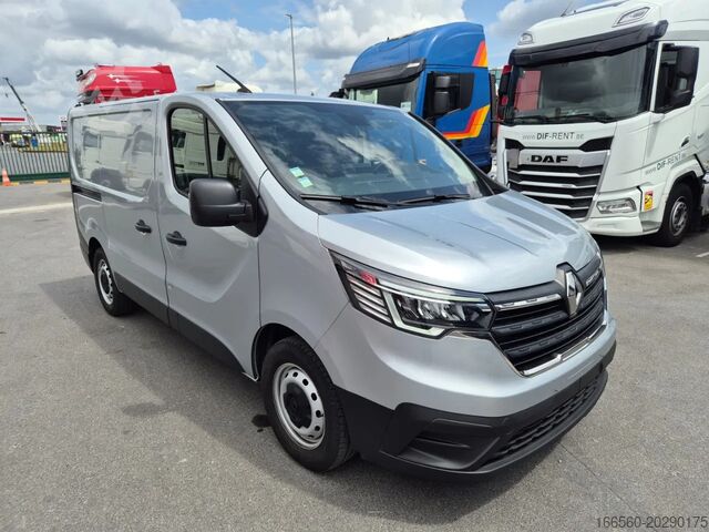Bestelbus Renault TRAFIC