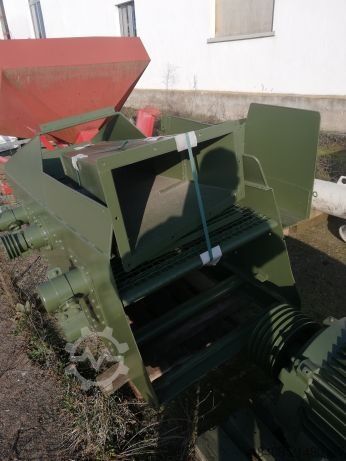 Kétszintes rezgő szita  