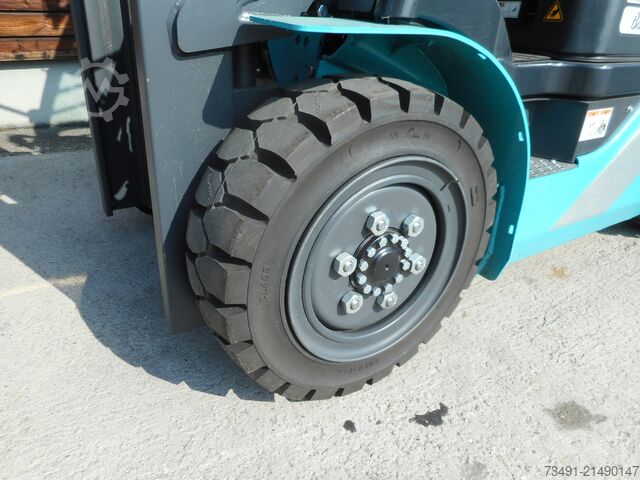 Targonca Baoli KBD30 Triplex SS  ZV 4. Kreis EURO 5