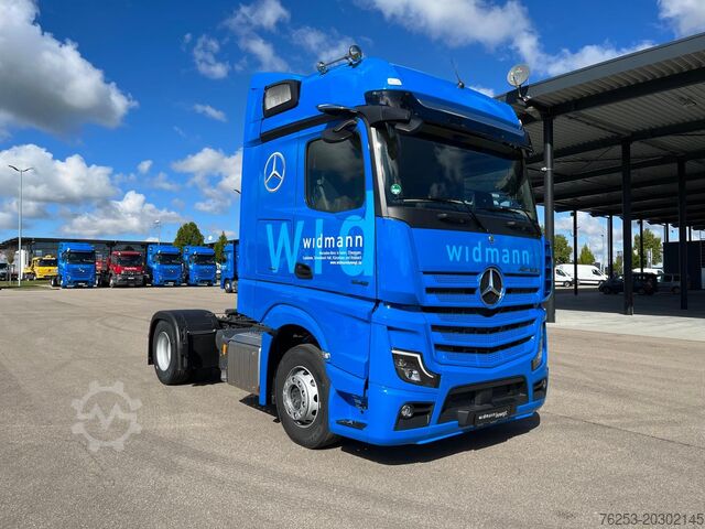 Standardowy ciągnik siodłowy Mercedes-Benz Actros 1848 LS KlimaA STH Pano Luft AUT AHK ACC
