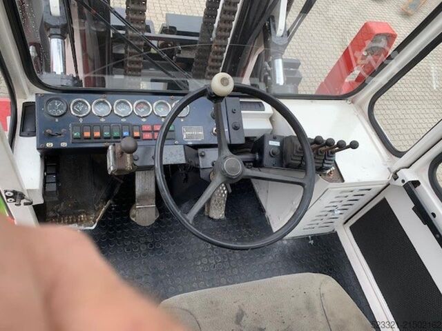 Diesel vorkheftruck SveTruck 25120-42