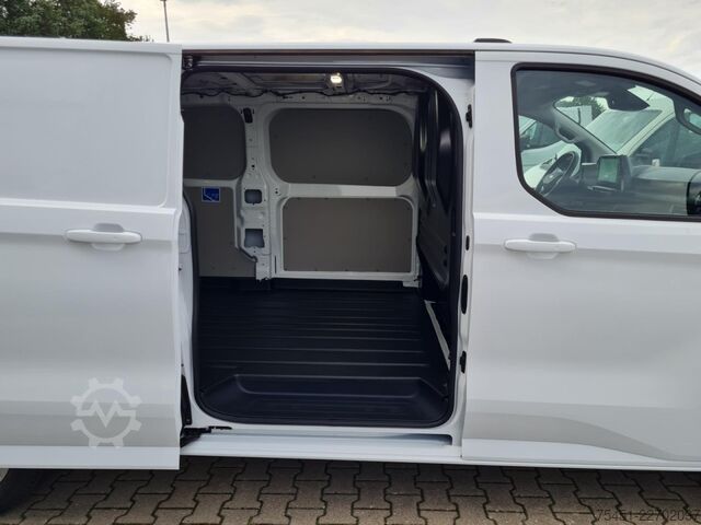 Bestelwagen Ford Transit Custom 320 AG Kasten L2 Limited