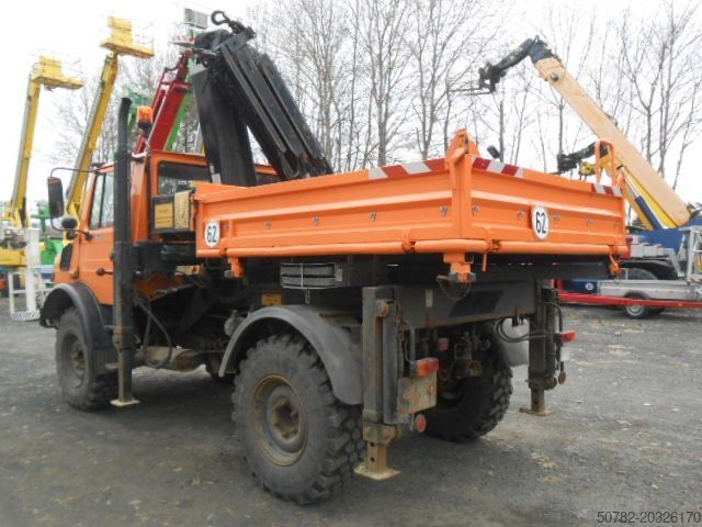 Kiper kamion MERCEDES-BENZ U1450 427/11 mit Kran