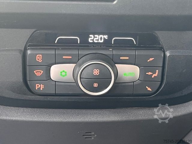 Standard nyergesvontató DAF XF 530 *ACC* 2XTANK *STANDKLIMA* RETARDER * BJ19