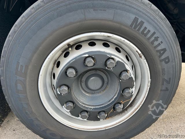 Standard nyergesvontató DAF XF 530 *ACC* 2XTANK *STANDKLIMA* RETARDER * BJ19