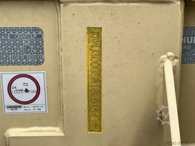 Ημιρυμουλκούμενο εναλλάξιμου αμαξώματος BROSHUIS MFCC * 45 FT * FRONT/HECKSCHUB * LIFT * SAF *