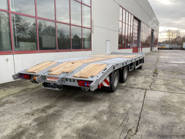 Low loader trailer Möslein T 3-P9,2 OR  3 Achs Tieflader gerader Ladefläche 9 m, Neufahrzeug