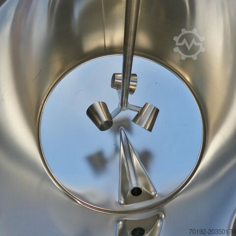 Nuovissimo serbatoio agitatore da 550 litri con agitatore a tazza (tipo SDE) 14181