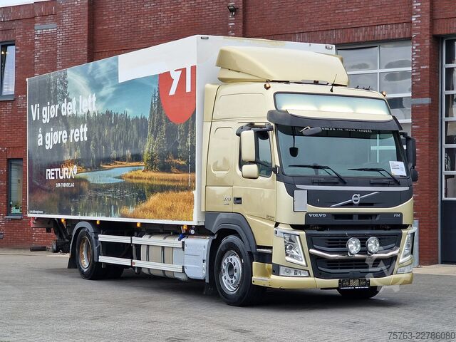 Walizka Volvo FM 370 Globetrotter 4x2 - Buggsbygg box with si...