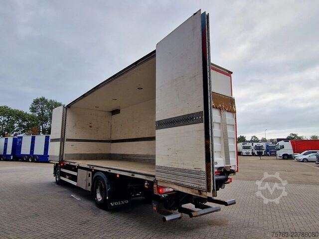 Walizka Volvo FM 370 Globetrotter 4x2 - Buggsbygg box with si...