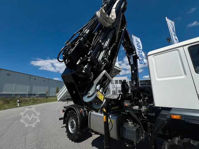 Sklápěcí vůz MAN L90 18.284 4x4 LOF Kipper/Kran/47 tkm/HA gelenkt