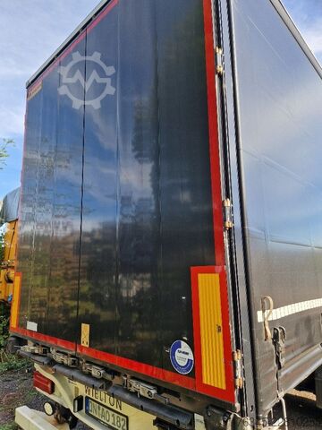 Otevřený návěs s plachtou WIELTON Curtainsider NS-3 K schwarz, Edscha, Liftachse
