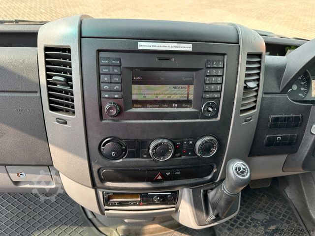 Autospecială de gunoi MERCEDES-BENZ Sprinter 313 CDI RHD/ Bertsche/ Müllverdichter