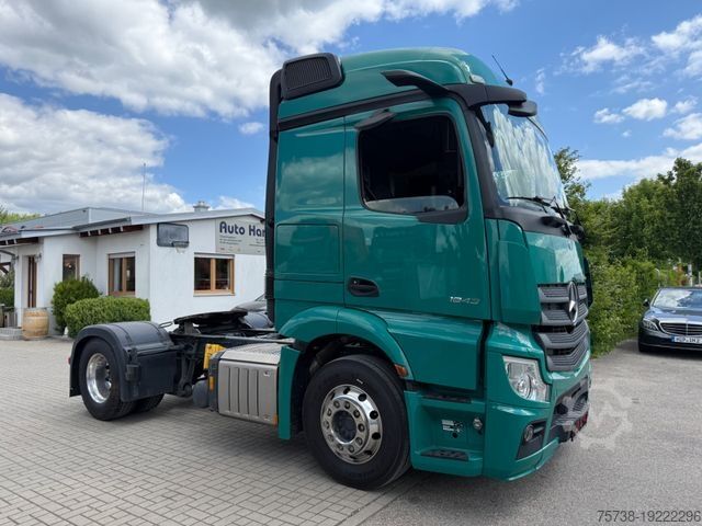 Standaard trekker MERCEDES-BENZ Actros 1843 LS/MirrorCam/StreamSpace/Xenon/EUR6D