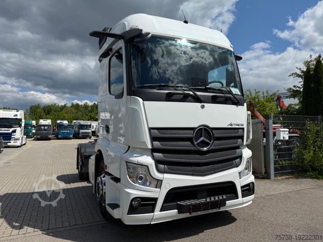 Standaard trekker MERCEDES-BENZ Actros 1843 LS/MirrorCam/StreamSpace/Xenon/EUR6D