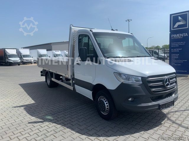 Pick-up bestelwagen MERCEDES-BENZ Sprinter 517 43 5,5t ALU PRITSCHE 4,40m AHK TEMP