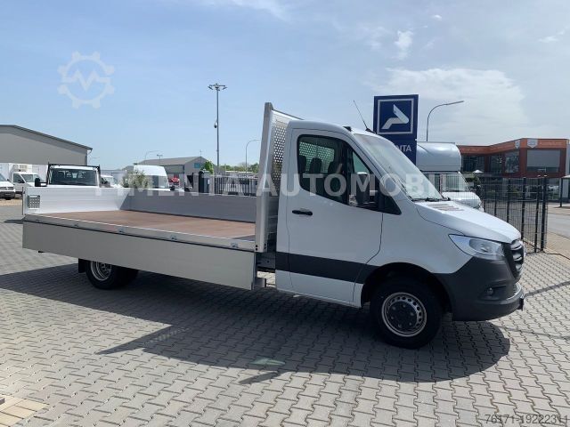 Pick-up bestelwagen MERCEDES-BENZ Sprinter 517 43 5,5t ALU PRITSCHE 4,40m AHK TEMP