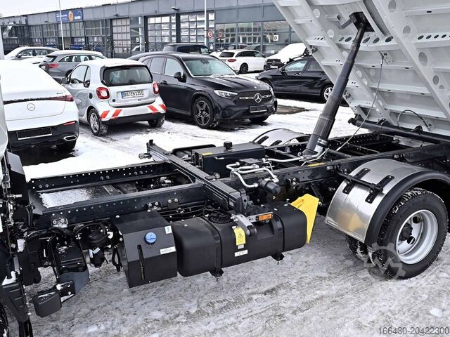 Bestelwagen Mitsubishi Fuso Canter