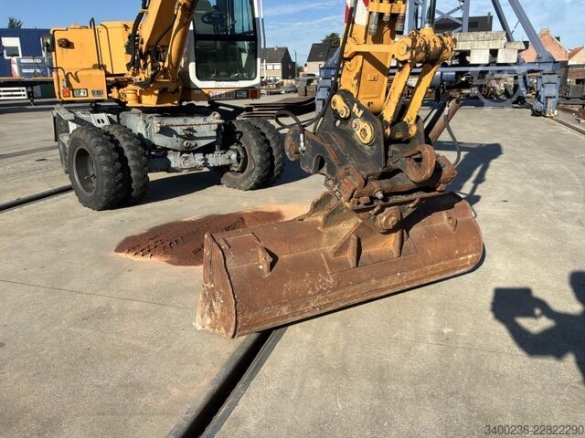 Graafmachine Liebherr A310B