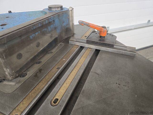 Ausklinkmaschine Euromac 250 4s