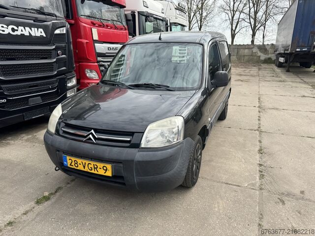 Citroen Berlingo 1.6HDI furgon Combo 2007, przegląd ważny do 03-2027 CITROËN Berlingo 1.6HDI Bestelwagen Combo 2007 APK 3-2027