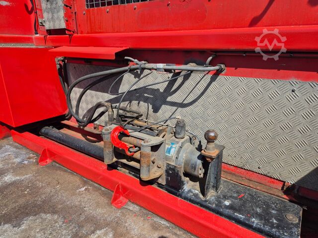 Vehicul de tractare Volvo Fl 230 / ASSISTANCE / NEW ENGINE