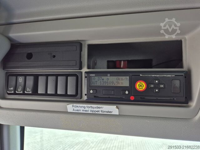Vehicul de tractare Volvo Fl 230 / ASSISTANCE / NEW ENGINE
