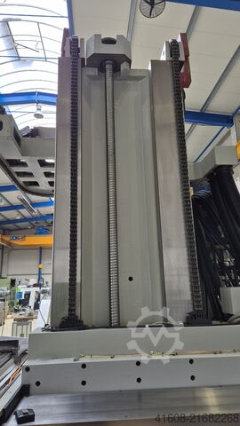 Sengtype fræsemaskine KIHEUNG U 1350