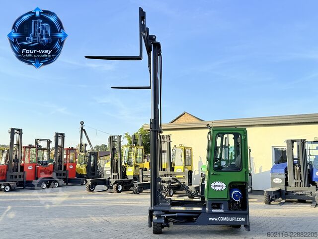 Empilhadeira multidirecional Combilift C4000 GAS DUPLEX 4050 WIDE POSITIONER