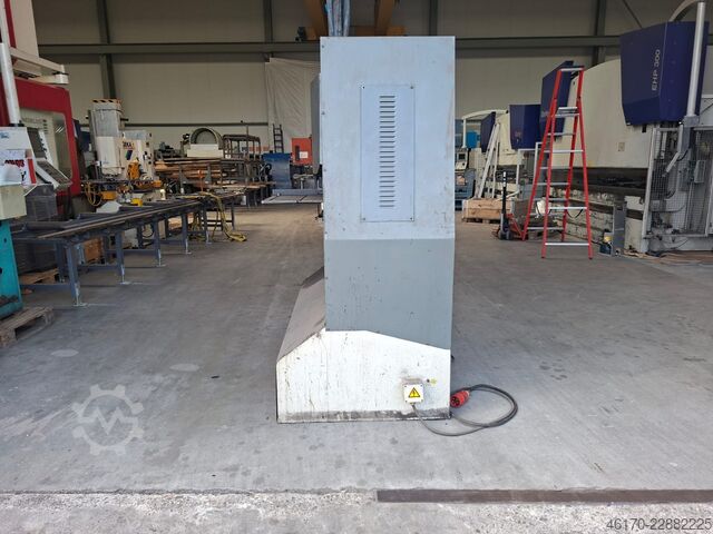 Poinçonneuse Sahinler HP-115