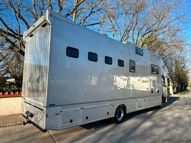 Camión para ganado MERCEDES-BENZ Pferdetransporter