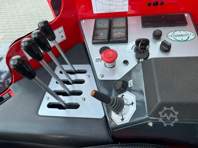 Wózek widłowy czterokierunkowy Combilift C4000 /LPG / Perfect/ 2018 year