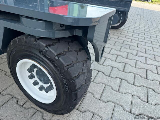 Wózek widłowy czterokierunkowy Combilift C4000 /LPG / Perfect/ 2018 year