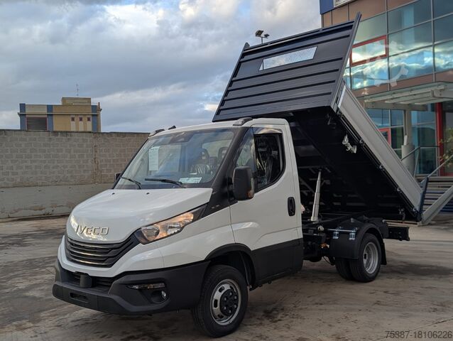 ανατρεπόμενο φορτηγό IVECO 35C16
