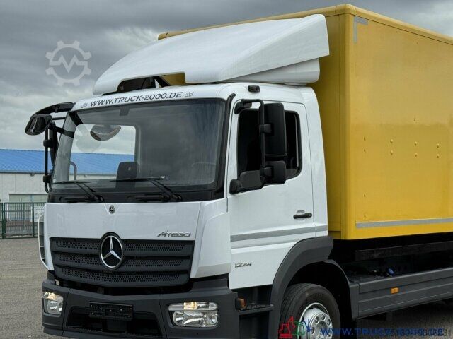 Skříňový nákladní automobil Mercedes-Benz Atego 1224 Koffer MBB Palfinger LBW 1.500KG AHK