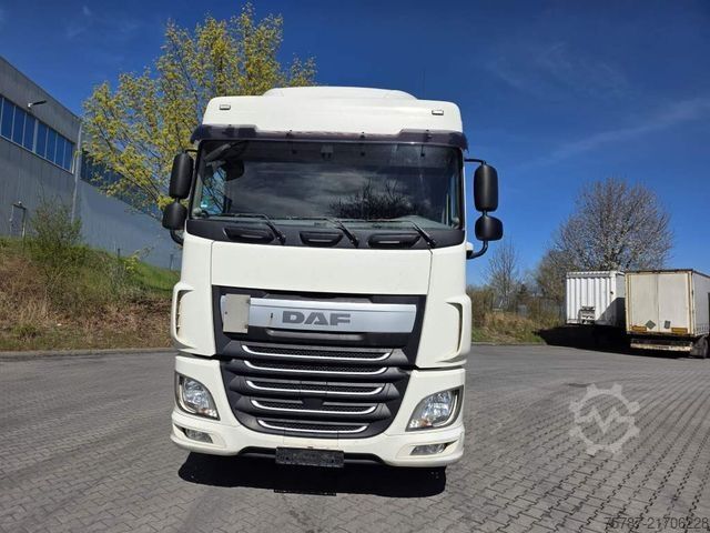 Standardowy ciągnik siodłowy DAF XF 460 Standard + Krone Gardine Coiler Standard