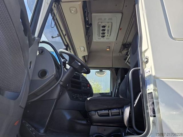 Standardowy ciągnik siodłowy DAF XF 460 Standard + Krone Gardine Coiler Standard