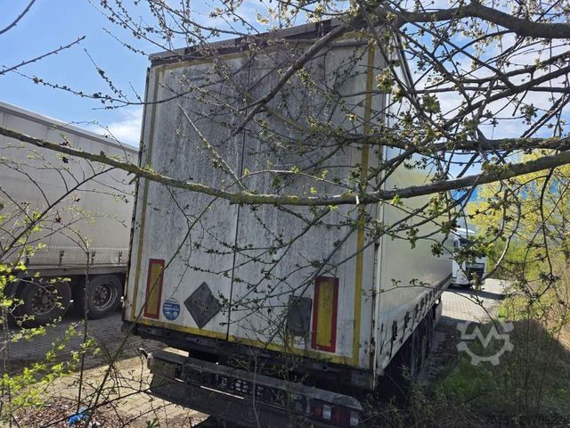 Standardowy ciągnik siodłowy DAF XF 460 Standard + Krone Gardine Coiler Standard