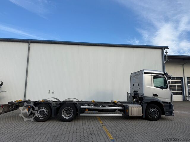 Φορτηγό εναλλασσόμενου αμαξώματος MERCEDES-BENZ MB 2543 LNR 6x2/4 Kamera Standheizung