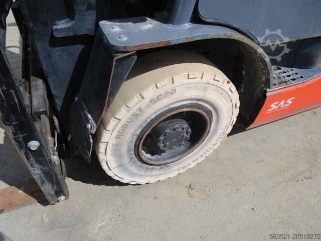 Treibgasstapler Toyota 06-8FG20F - GAS Triplex-FH 6,5m - Zinkenversteller