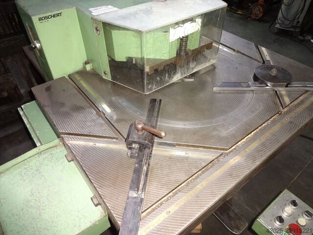 Ausklinkmaschine Boschert K30-120